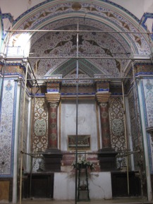 Altar area Dominican church in Julfa, Isafahan (c) MvdB